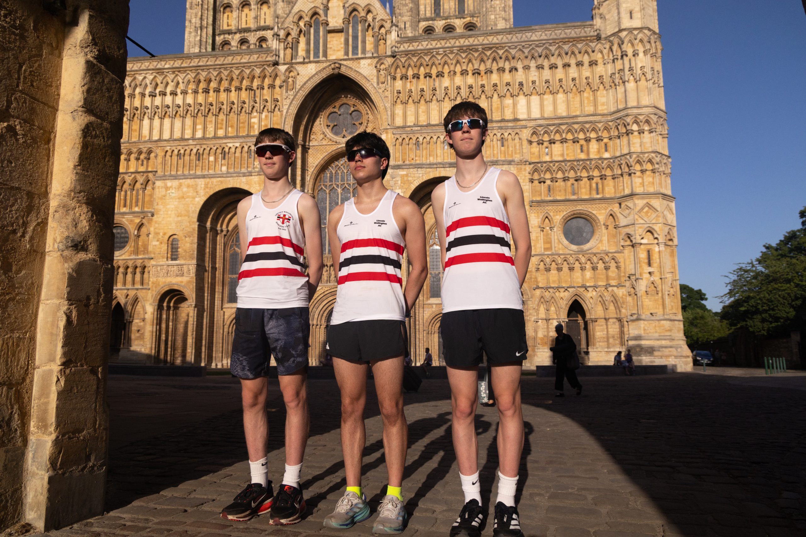 Men's Vests - Image 14