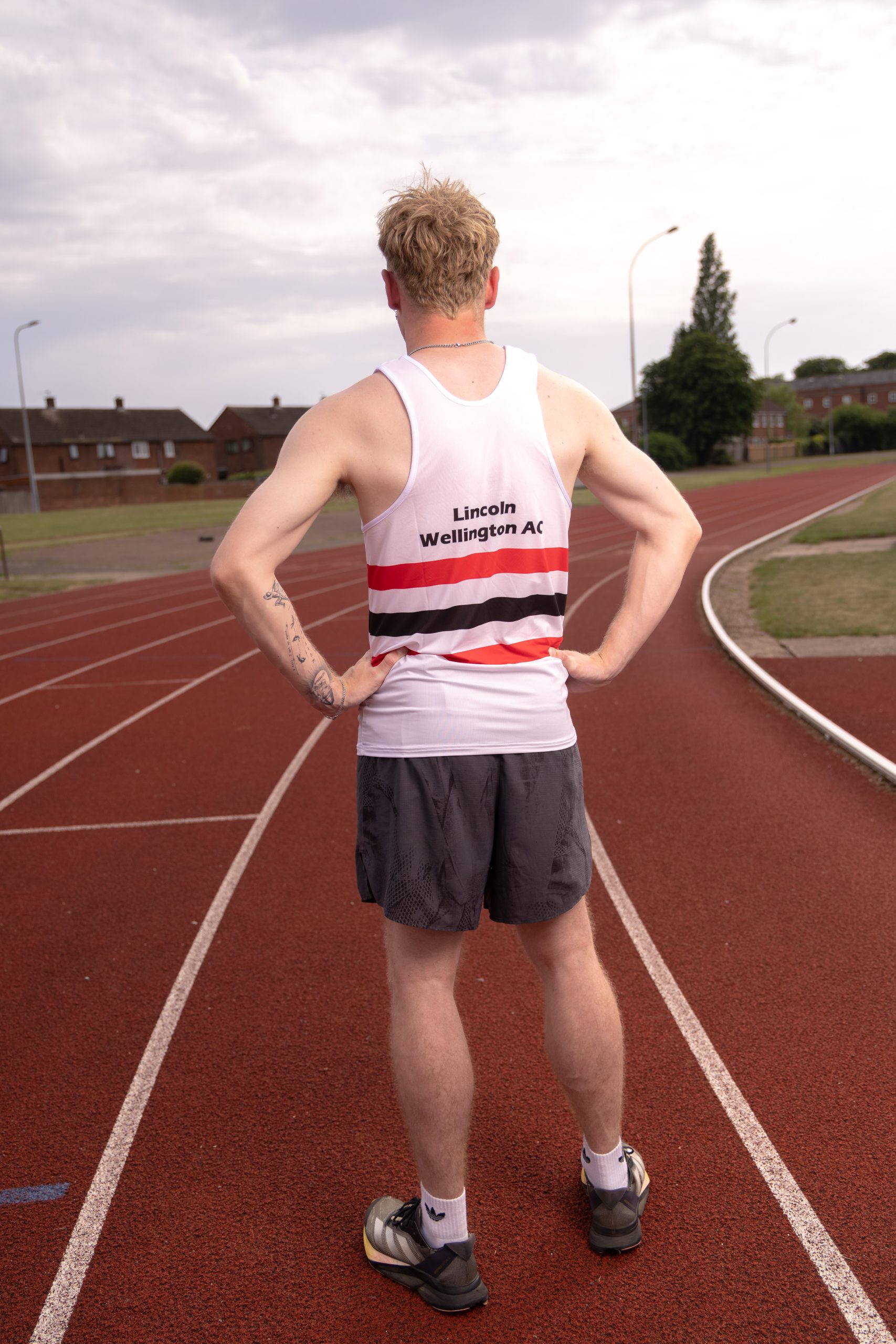 Men's Vests - Image 16