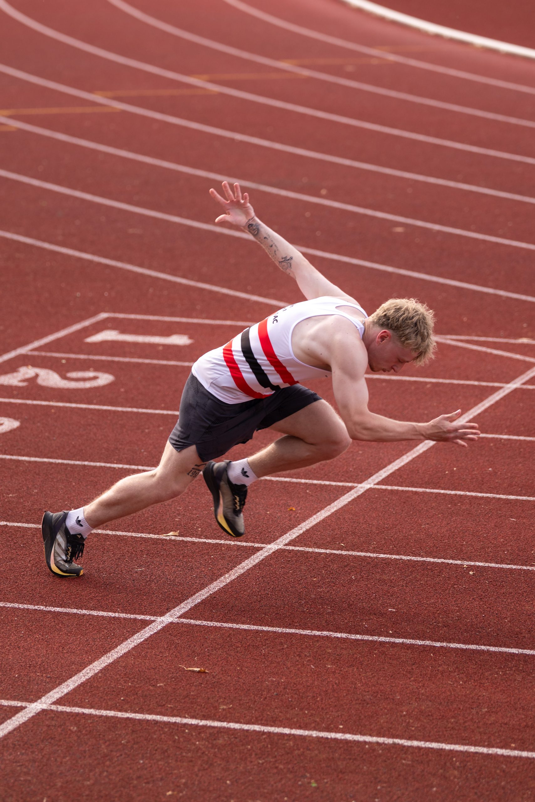 Men's Vests - Image 5